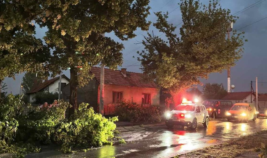 Bijeljinu pogodila orkanska oluja, u petak moguće novo nevrijeme