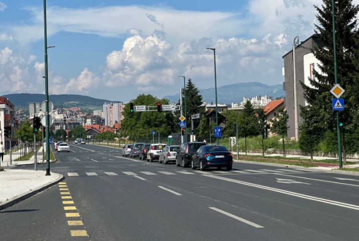 Uklanjanje duplih semafora na A transverzali koja spaja Aerodrom i naselje Mojmilo