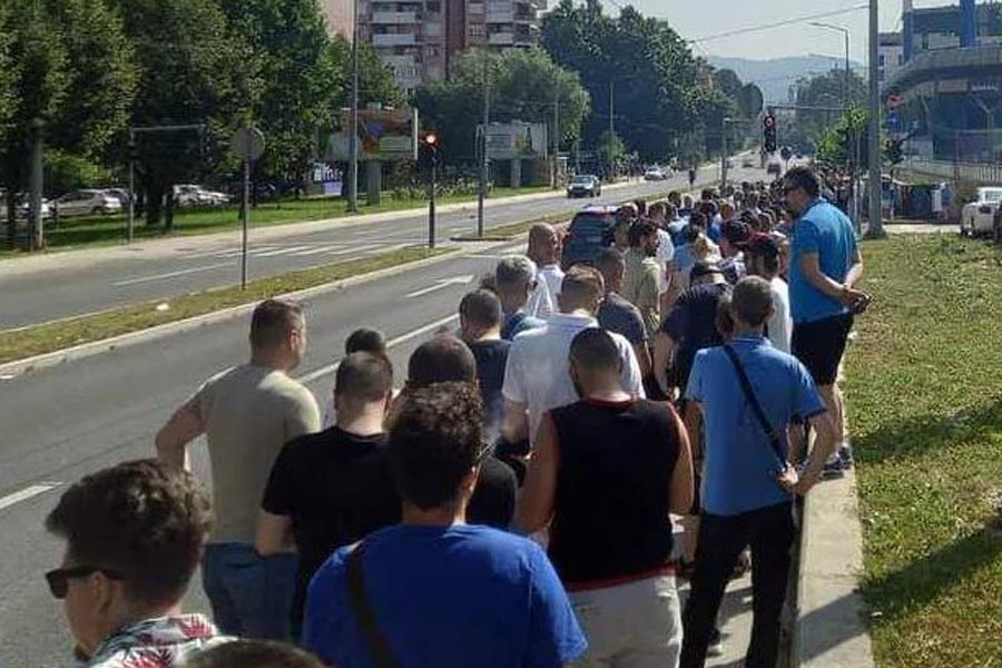 NEZAPAMĆENE SCENE NA GRBAVICI: Nakon prvog dana ulaznice za dvije tribine rasprodane