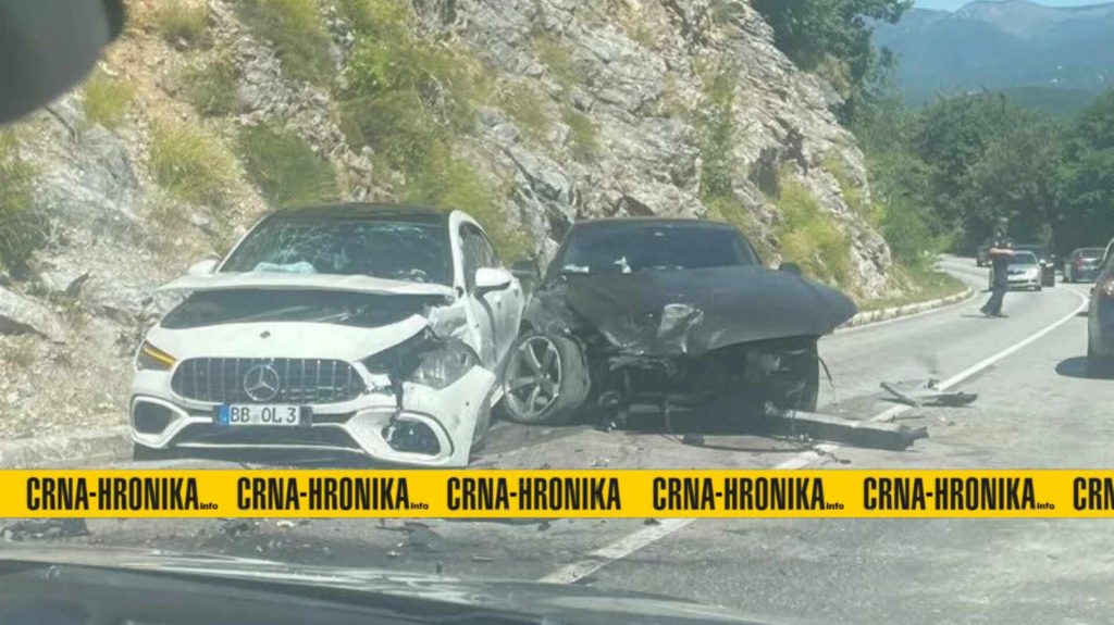 (VIDEO) Teška nesreća prema Bjelašnici: Sudar skupocjenih automobila