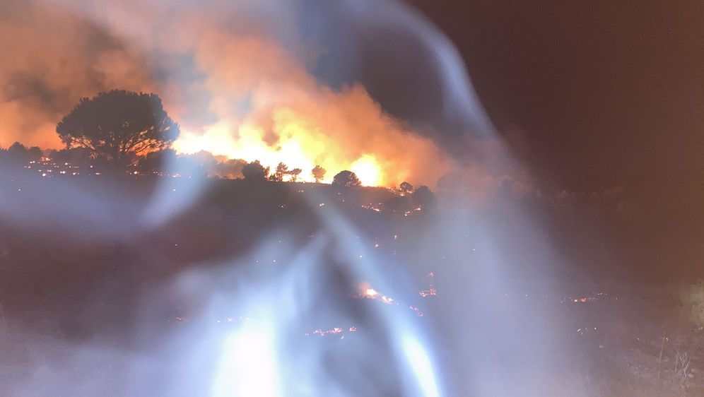 I Albanija se bori s požarima