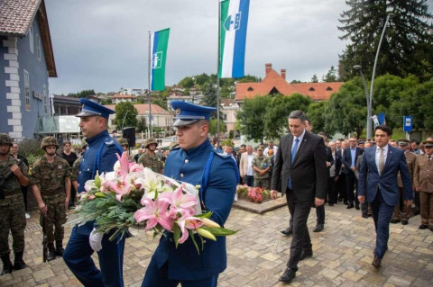 Bećirović iz Cazina: Krajina zaslužuje najviše poštovanje. Dali ste pečat slobodi BiH