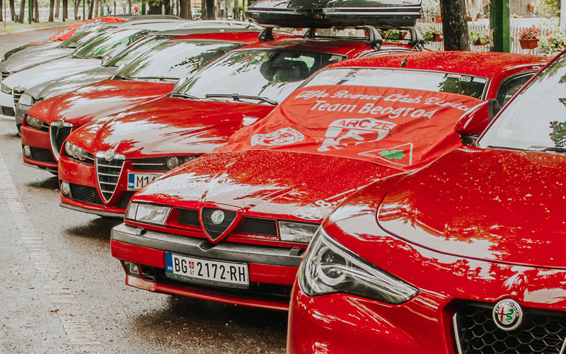 U Sarajevu se okupili ljubitelji automobila Alfe Romeo