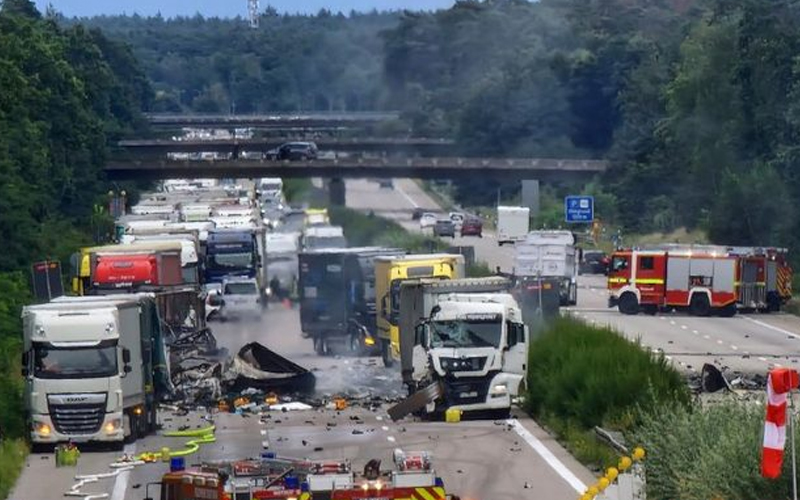 Na autoputu u Njemačkoj eksplodirali kamioni, ima poginulih