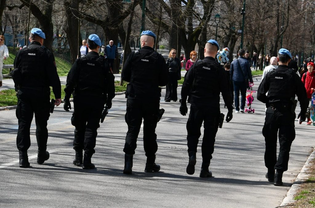 Građani se godinama žale kako se osjećaju nesigurno a MUP KS kako nemaju dovoljno policajca