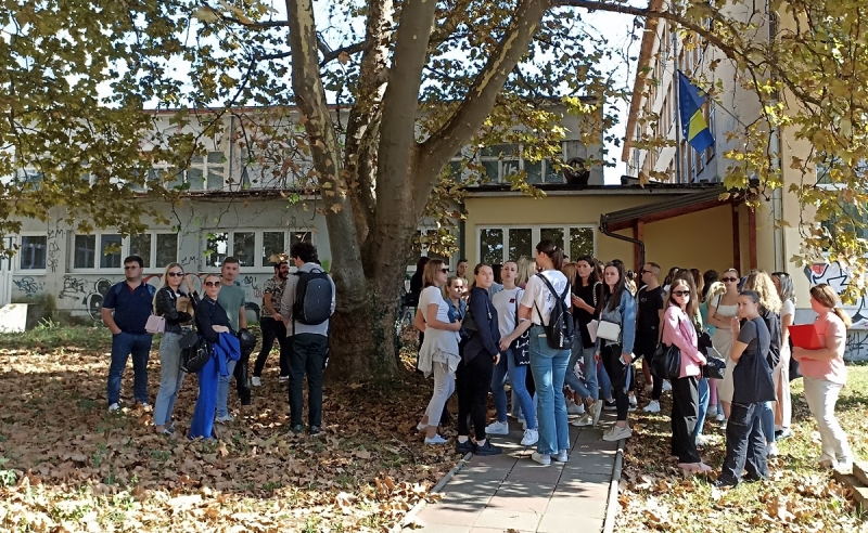 Protest studenata u Tuzli: Traže prijenos četiri predmeta u narednu godinu