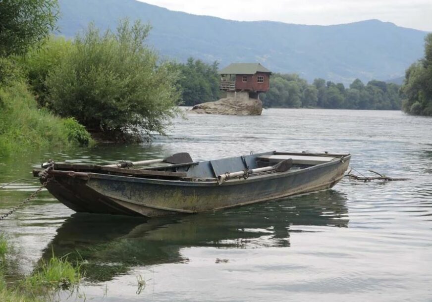 Afganistanac uhapšen zbog pokušaja krijumčarenja 20 osoba