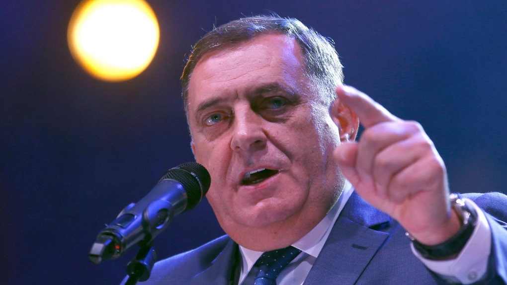 Dodik: Schmidt od sljedeće sedmice neće moći ući u RS