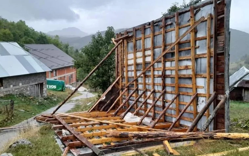 Veliko nevrijeme pogodilo Sarajevo, ima materijalne štete