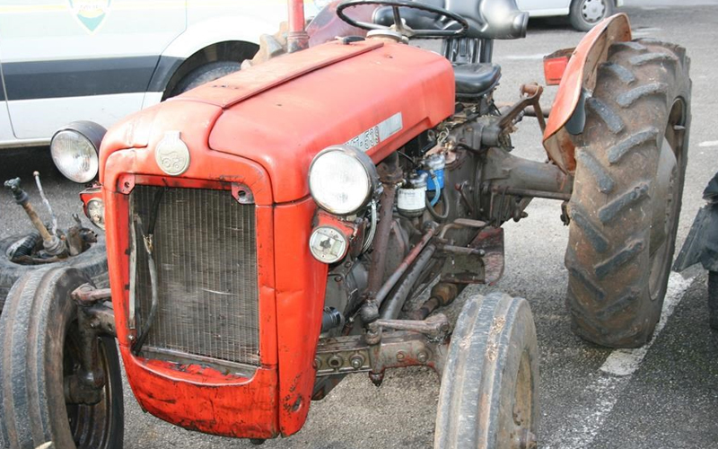 Muškarac ukrao traktor u Banjoj Luci