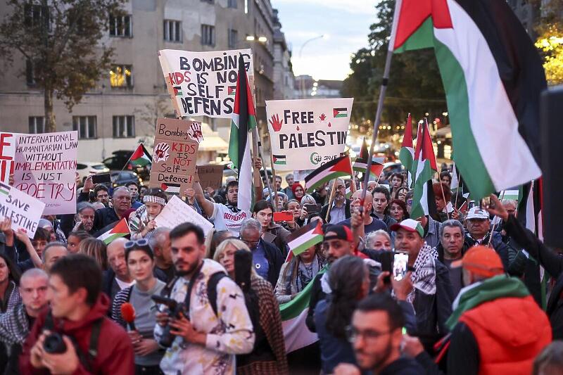 (FOTO) Protesti podrške za Palestinu i iz Zagreba