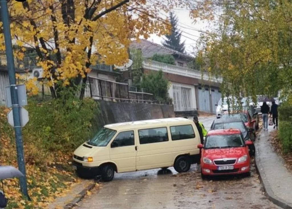 Voda curi danima, niko ne reaguje