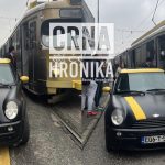 Sarajlija parkirao automobil pored tramvajskih šina i otišao u SCC