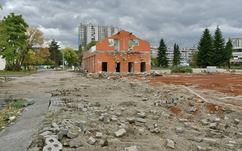 UNSA o rušenju restorana Una: Objekat je nelegalno izgrađen, nema veze sa Rifatom Škrijeljom