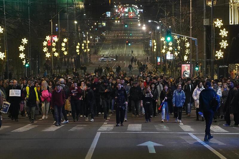 Roditelji ne znaju gdje su im djeca: Protesti u Beogradu se nastavljaju