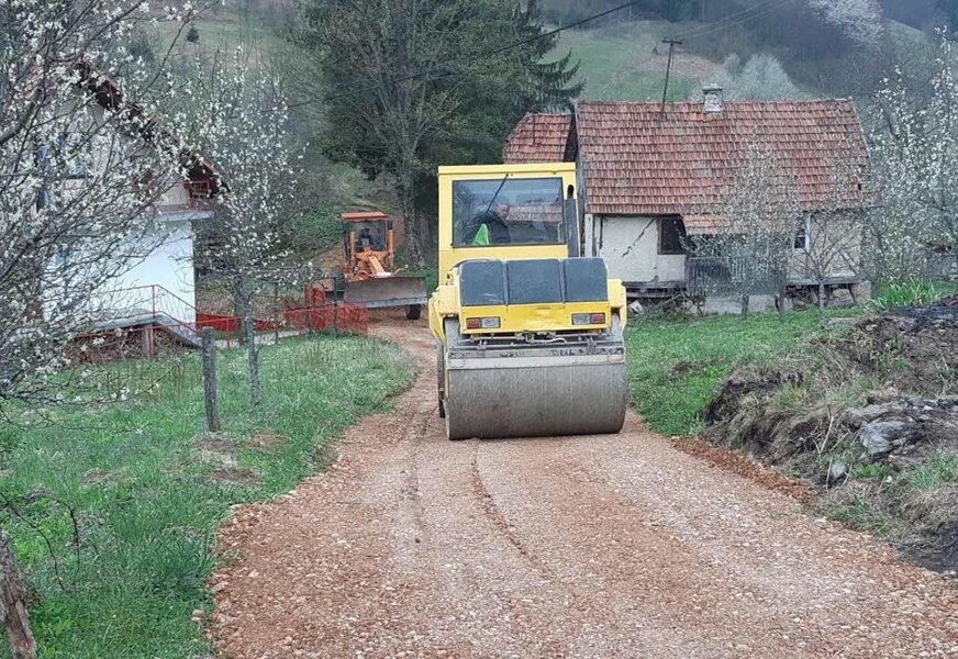 Tragedija tokom radova: Radnik nastradao nakon što ga je pregazio valjak