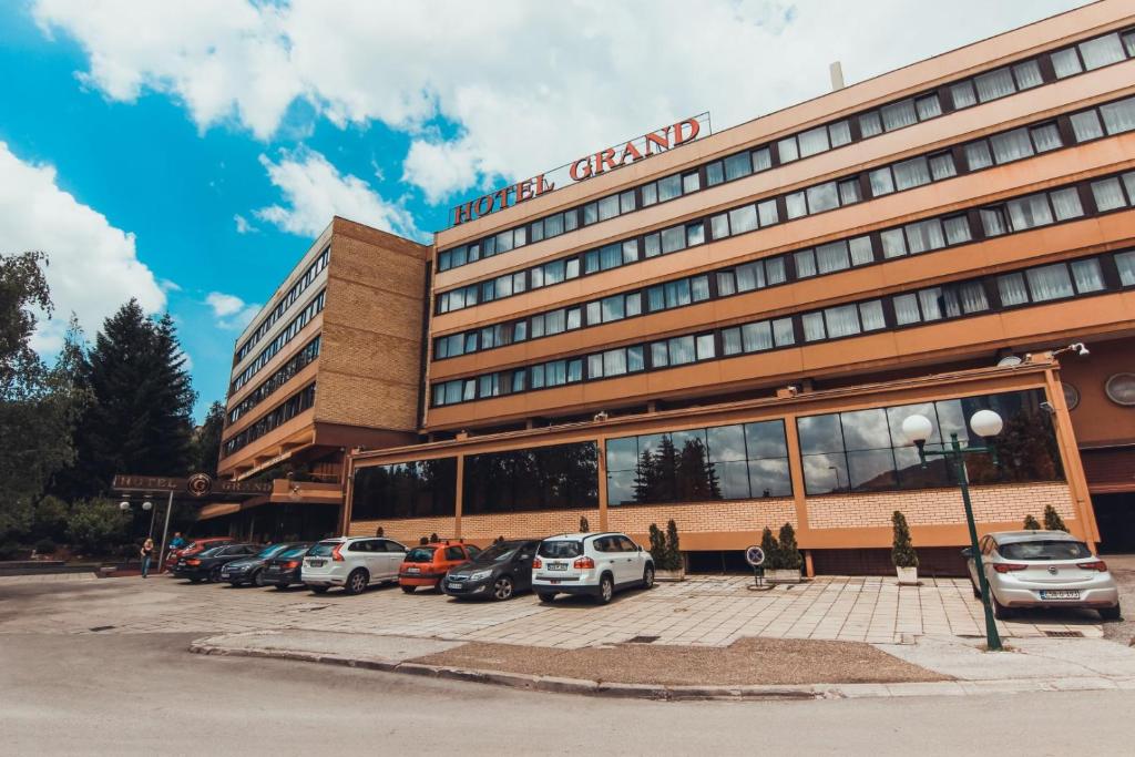 Kompanija Nasko iz Gračanice kupila je sarajevski Hotel Grand.