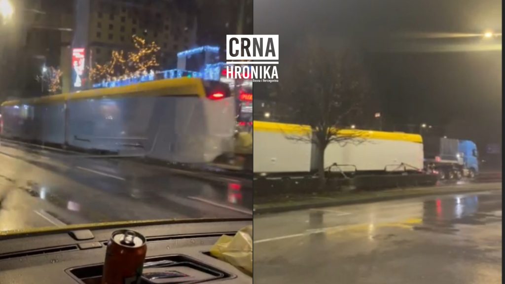 (VIDEO) Prvi novi tramvaj sinoć stigao u Sarajevo: “Odmah ga stavili na šine”