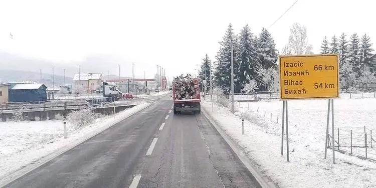 Žuto upozorenje na snijeg i led na snazi do ponoći