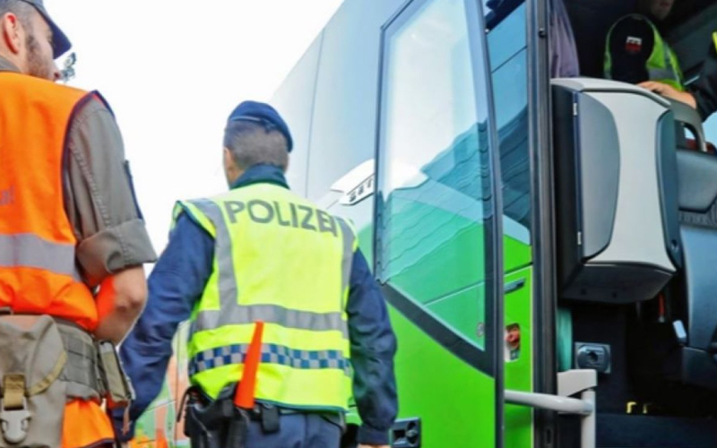 Austrija: Bosanac (48) autobusom prevozio sirijske izbjeglice