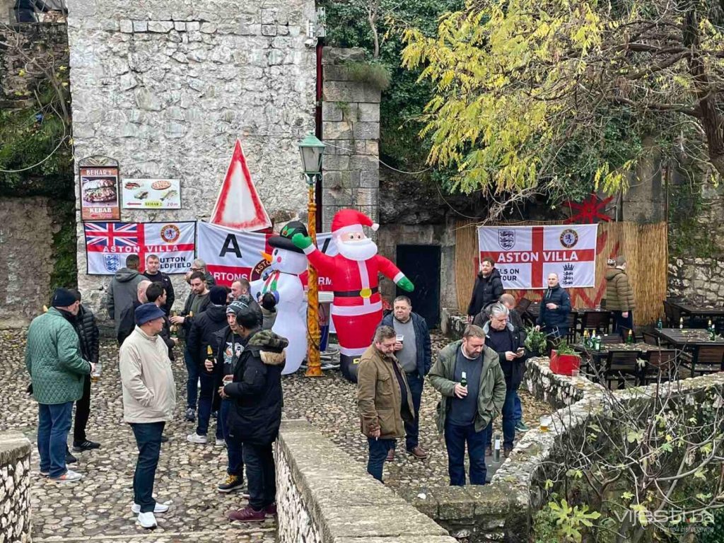 Napadnuti engleski navijači u Mostaru