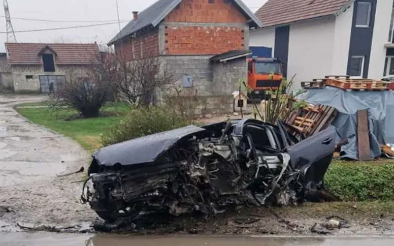 Dvije osobe povrijeđene u slijetanju Golfa sa puta