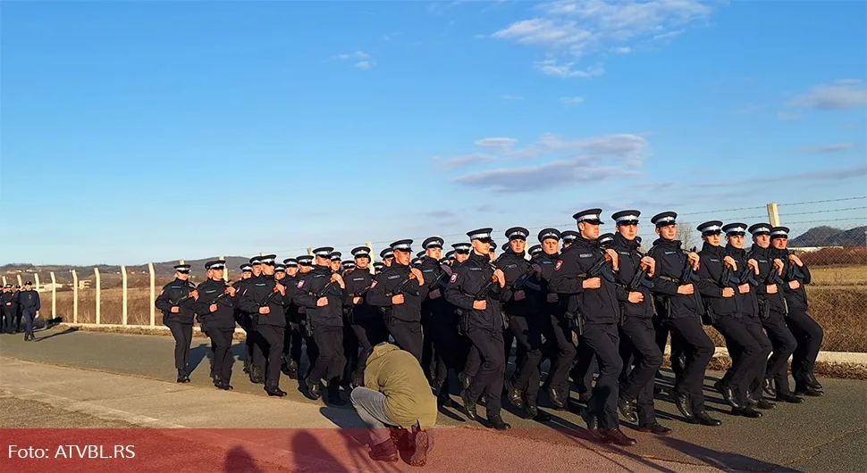 (FOTO) Počele pripreme pripadnika MUP-a za proslavu Dana Republike Srpske 9. januara