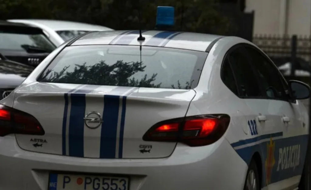 Penzionisani policajac likvidirao suprugu i 13-godišnjeg sina