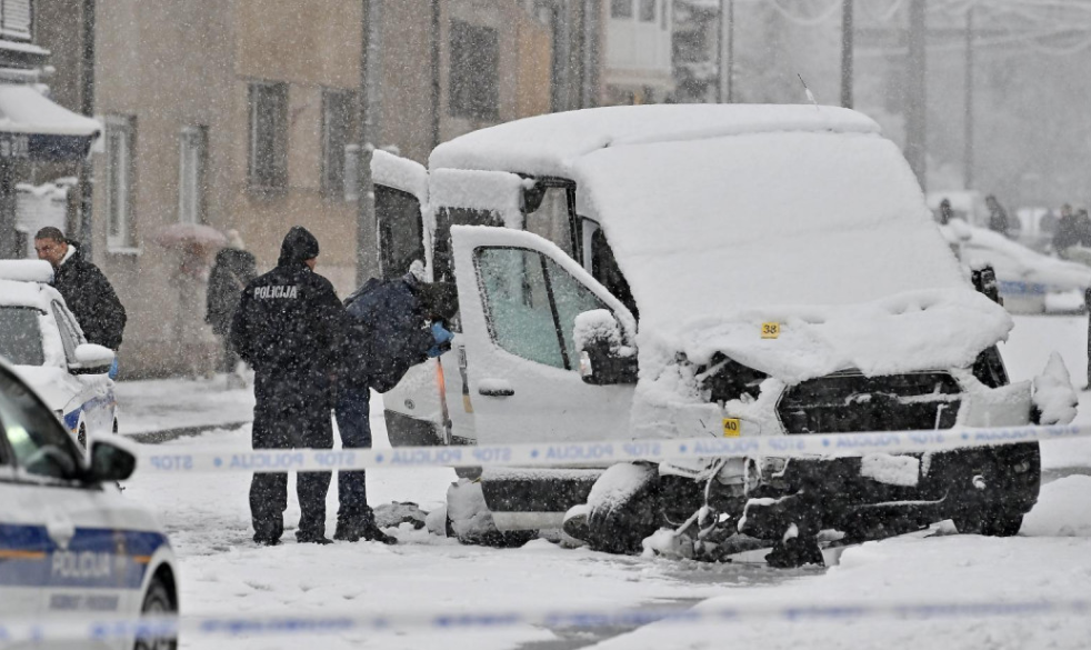 Drama u Zagrebu: Kombijem s migrantima bježao od policije, pa udario u blokadu