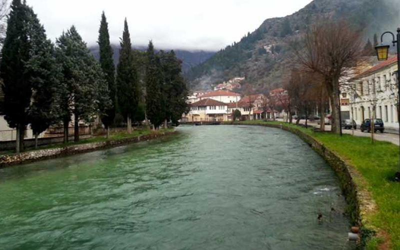 Stolac: U Bregavi pronađeno vozilo mladića, formiran ronilački tim