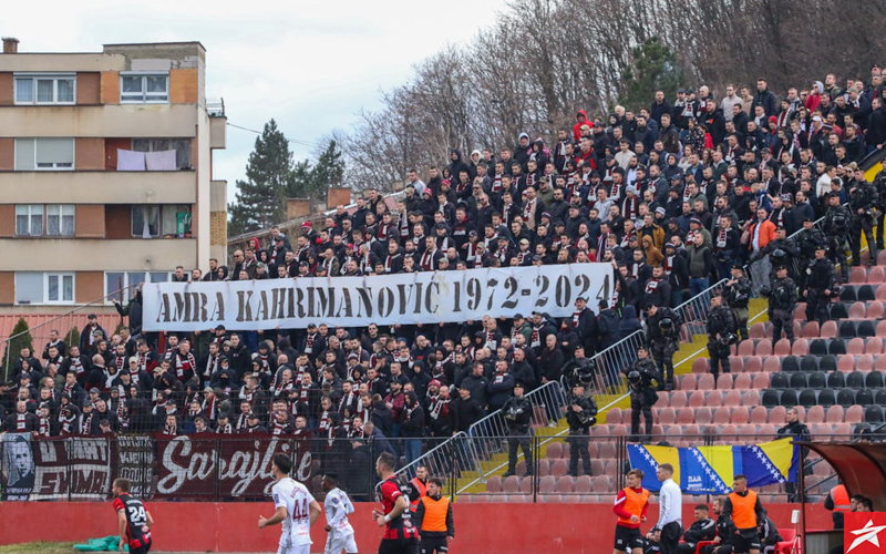 Tuzla: Horde Zla podigle parolu u čast Amre Kahrimanović