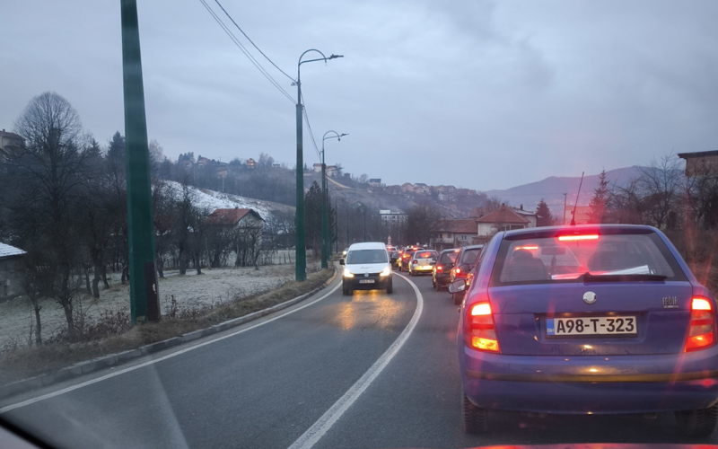 U Hotonju udaren pješak, stvorile se velike gužve