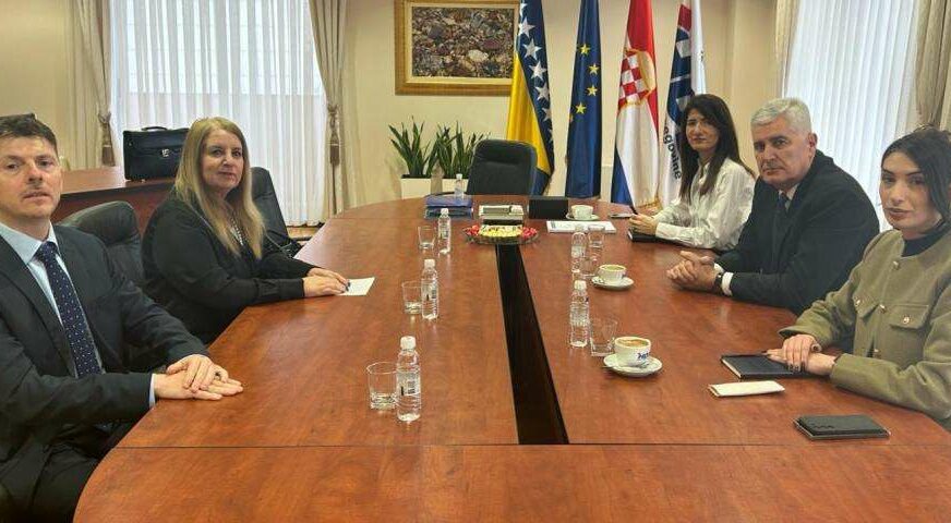 Izraelska ambasadorica održala sastanke s Dodikom, Cvijanović i Čovićem