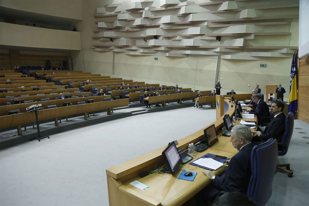 Zakon o sukobu interesa u BiH izazvao žustre rasprave u RS