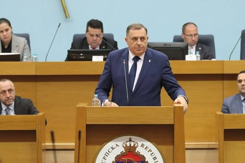 Milorad Dodik je tražio da se Srbija izjasni da su “Bošnjaci prekršili Dejtonski sporazum”