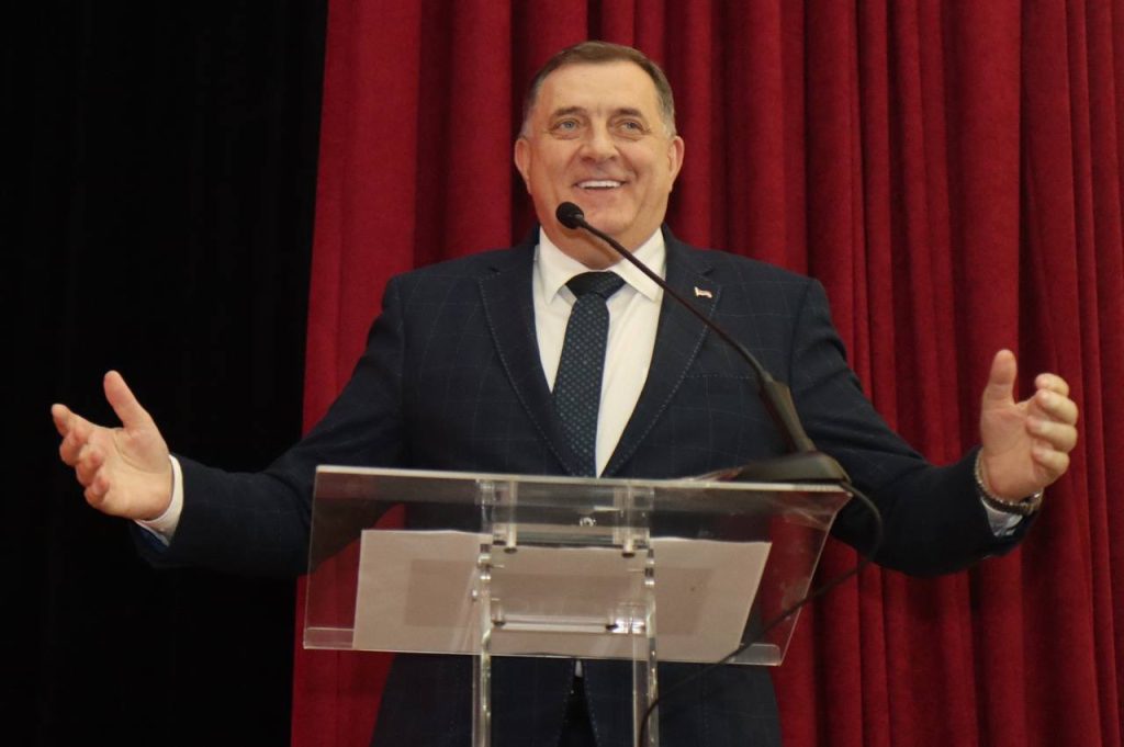 (VIDEO) Pogledajte kako je Milorad Dodik proslavio rođendan