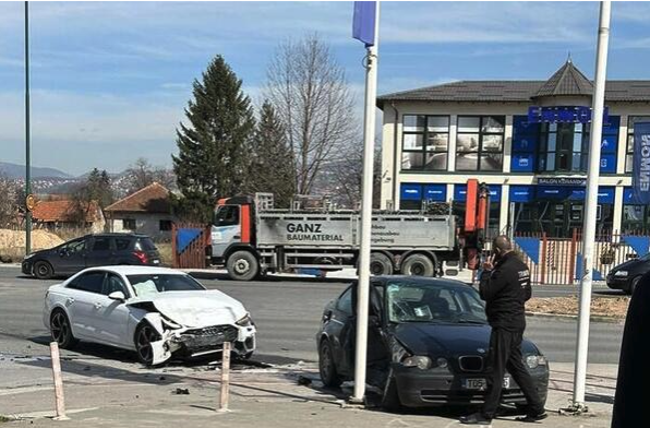 Saobraćajna nesreća na Ilidži: Jedna osoba povrijeđena