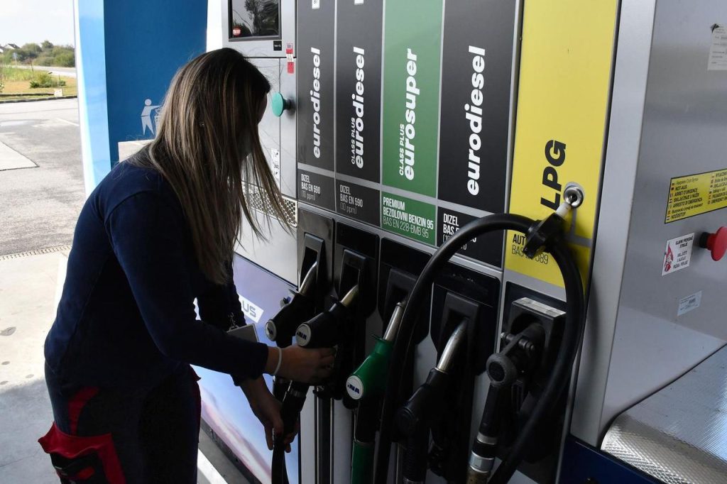 Ovih dana će cijena dizela i benzina biti viša