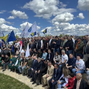 (FOTO) Na Smetovima kod Zenice održan skup Rame Isaka “Domovina te zove”