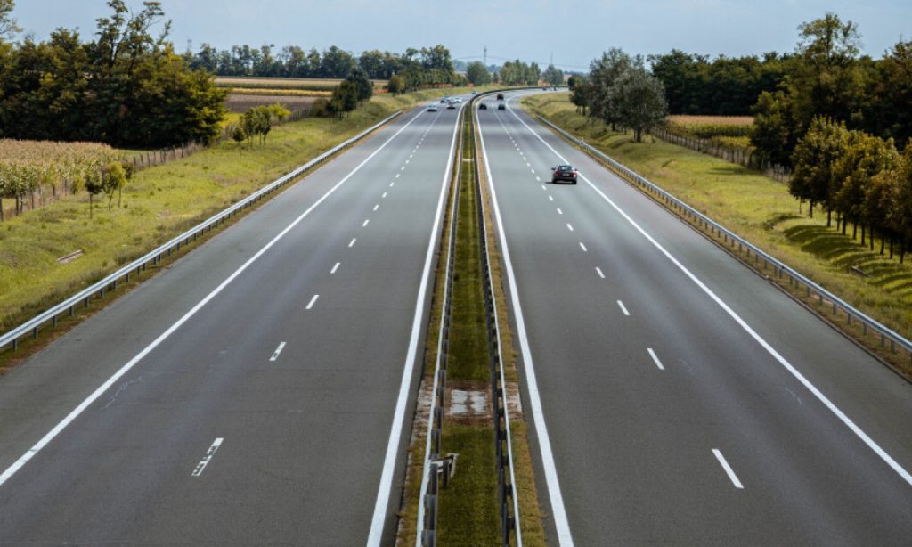 Pucanje gume: Sudski vještak upozorava na opasnost pri brzinama preko 140 km/h