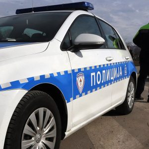 Policija u Ugljeviku pronašla eksploziv, oružje i drogu