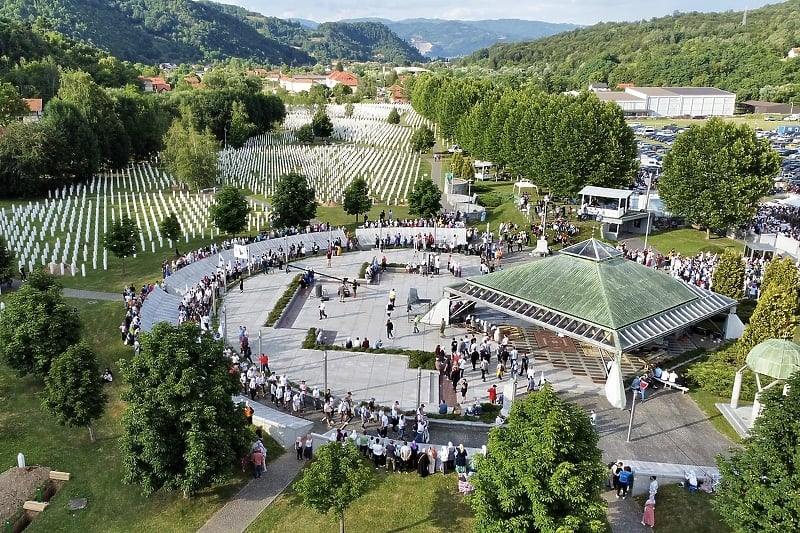 Svako ko negira genocid nije dobrodošao u Srebrenicu