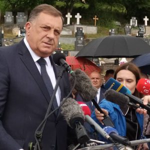 Dodik: Danas smo u Srebrenici kako bi skrenuli pažnju na istorijsku nepravdu učinjenu srpskom narodu