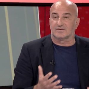 Čamdžić poziva na glasanje za Vukoju: Klub SDP-a je čvrst i završit će drugačije nego što Bećirović pledira