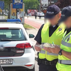 Aktivnosti MUP KS: Jučer 1366 prekršajnih naloga