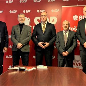 SDP Tuzla poručio Vladi TK: Uništavate UKC i Univerzitet, nećemo vam to dopustiti