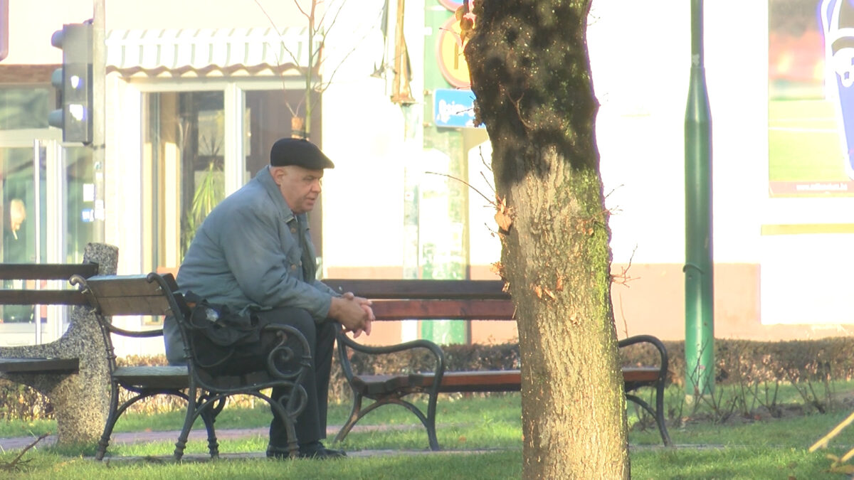 Na jednog penzionera u FBiH 1,22 radnika