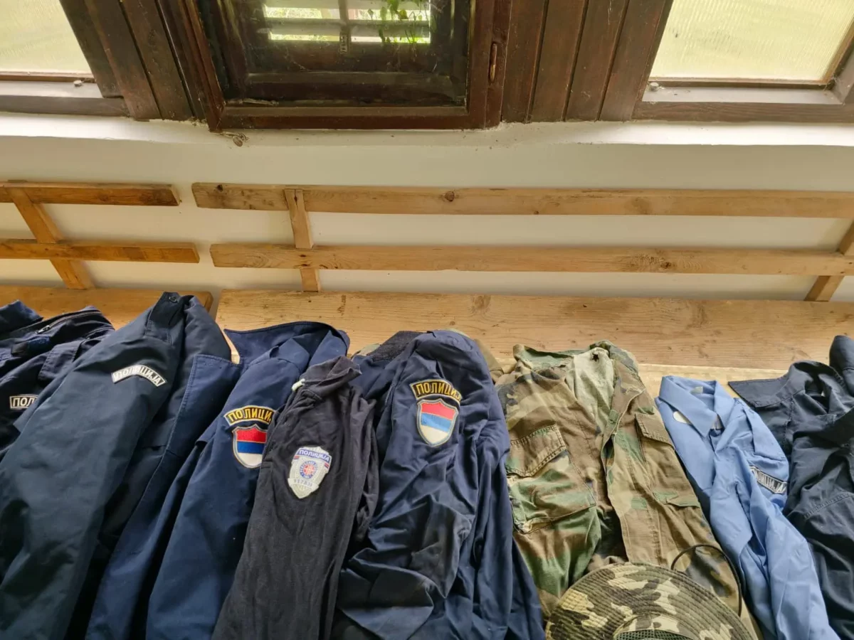 Kosovka policija zaplijenila desetine srbijanskih uniformi