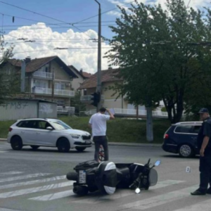 Saobraćajna nesreća u Sarajevu: Motocikl u sudaru, uviđaj u toku