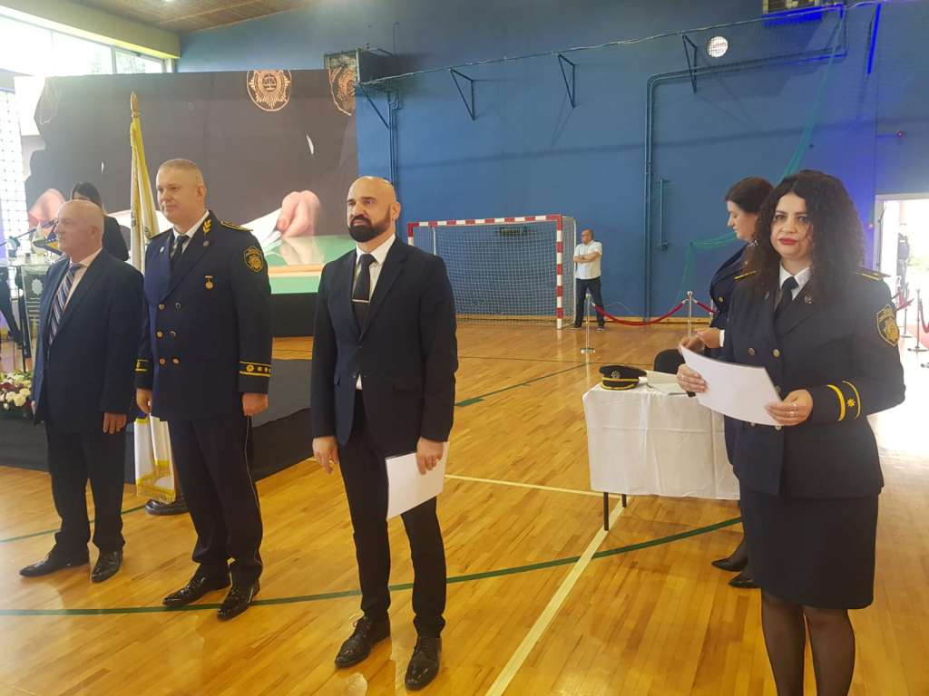 Promocija XVII generacije Sudske policije u FBiH: Prisustvovao i ministar Isak